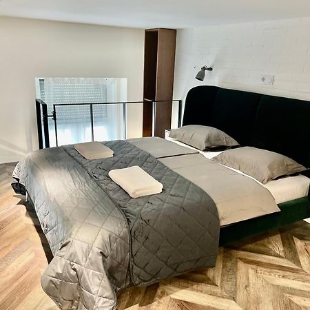 Awesome Loft - King Street Apartment Будапеща Екстериор снимка