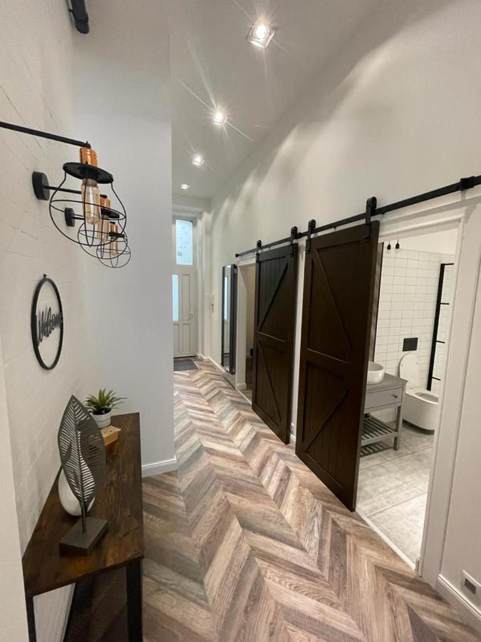 Awesome Loft - King Street Apartment Будапеща Екстериор снимка